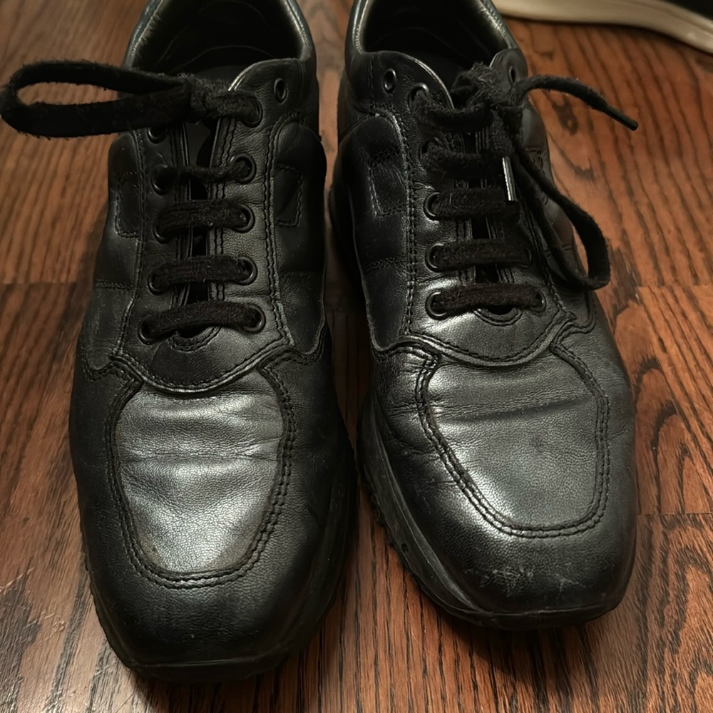 Silver Hogan  leather fashion sneakers super comfy and platform sole